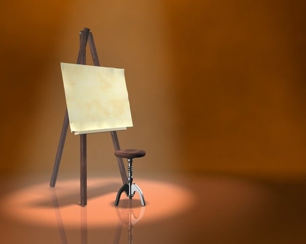 絵を書くイーゼル