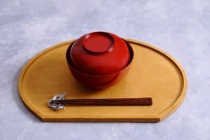 漆器のお椀