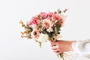 入籍祝いのフラワーギフト